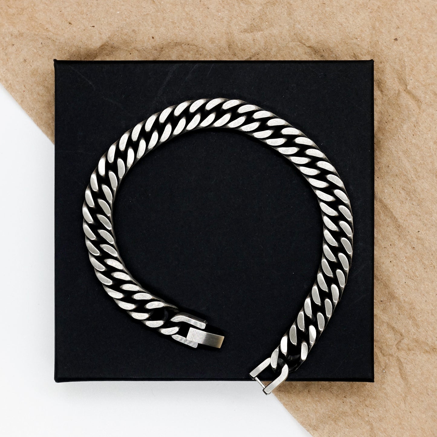 "To My Niece" Engraved Cuban Link Chain Bracelet for Birthday Gift - Inspirational Confidence Jewelry for Niece from Auntie - Elegant and Unique Graduation Present for Niece on Easter or Christmas - Adjustable and Stylish Bracelet to show love and support – view 5