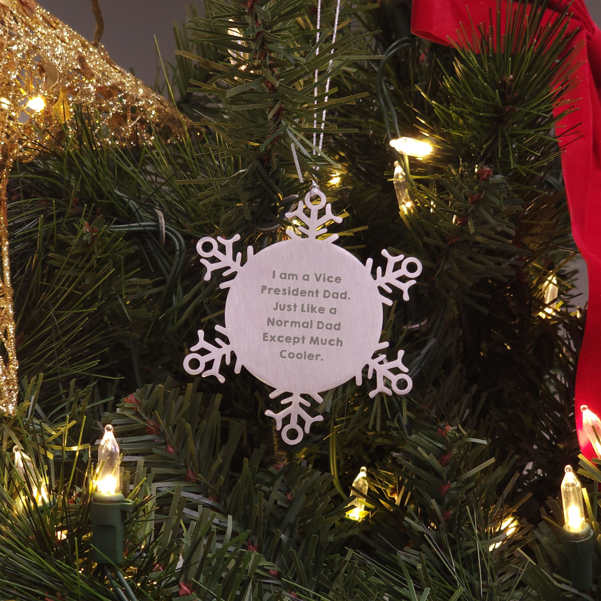 Vice President Dad Gifts: I Am A Vice President Dad Funny Snowflake Ornament for Him, Customized Vice President Father's Christmas Unique Gift Idea from Dad to Son or Daughter - Image 3